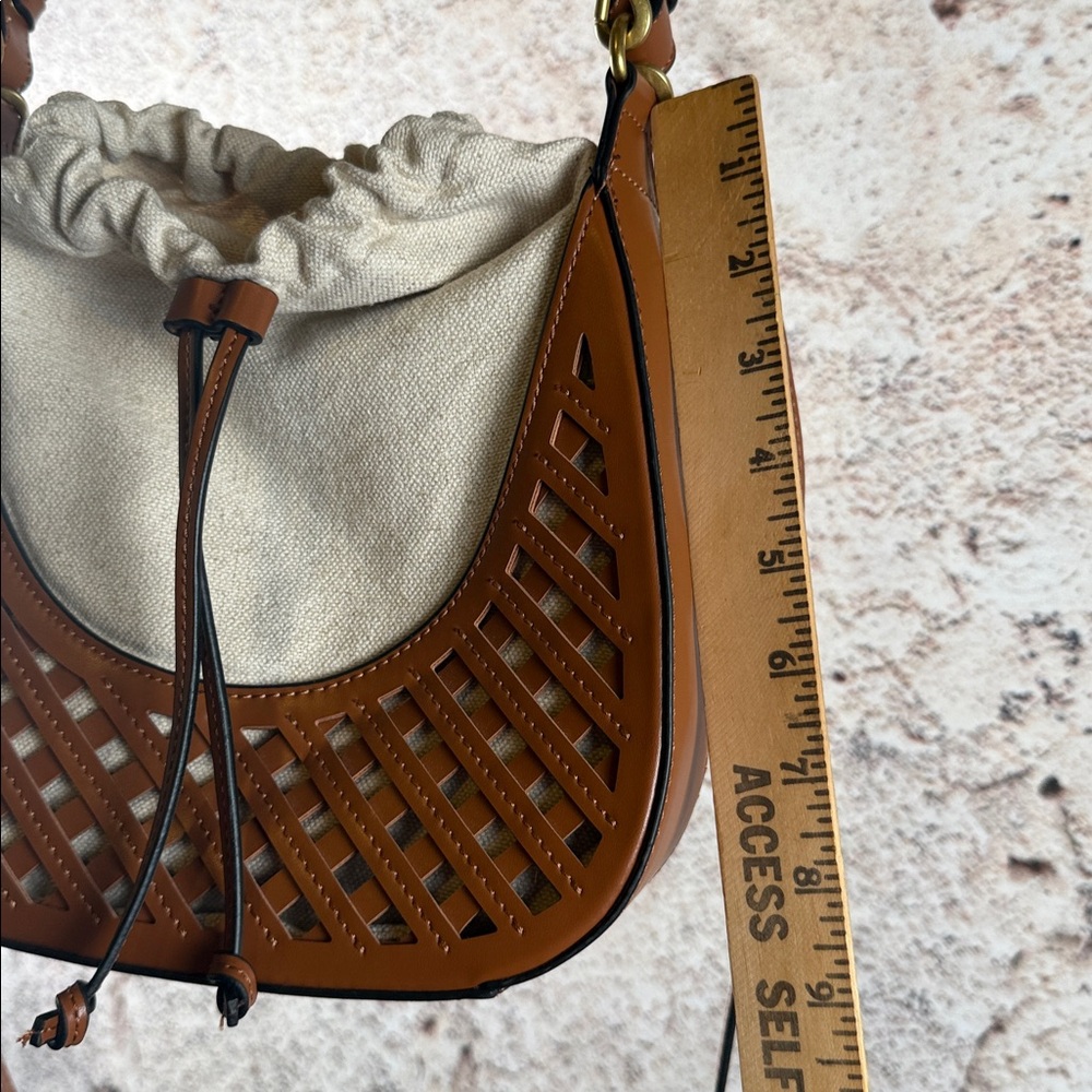 Zara Tan and Cream Shoulder Bag  A85 - Picture 10 of 10